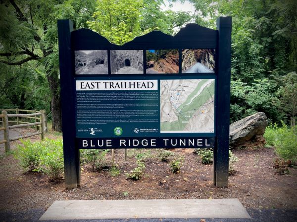 www.augustasigncompany.com-wood signs-va-virginia-park signs-exterior map signs-trail signage