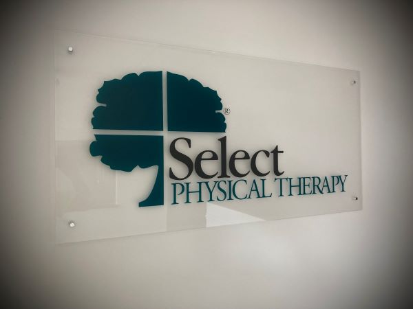 www.augustasigncompany.com-staunton-waynesboro-va-signs for physical therapy offices-signs for medical offices-signs for dental practices-how to improve customer retention in dentist practices-signs-22980-24401-virginia-va-central virginia-east coast-usa